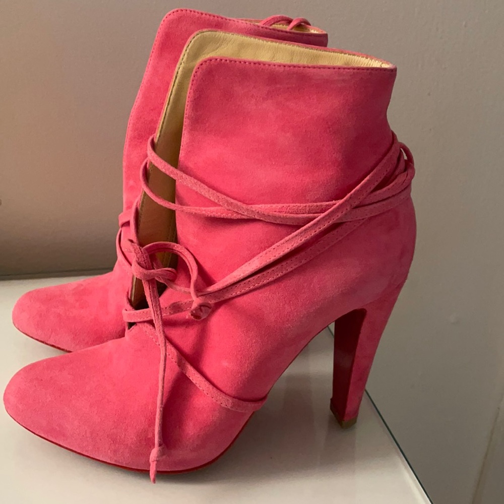 louboutin size 37 some wear shown in picture